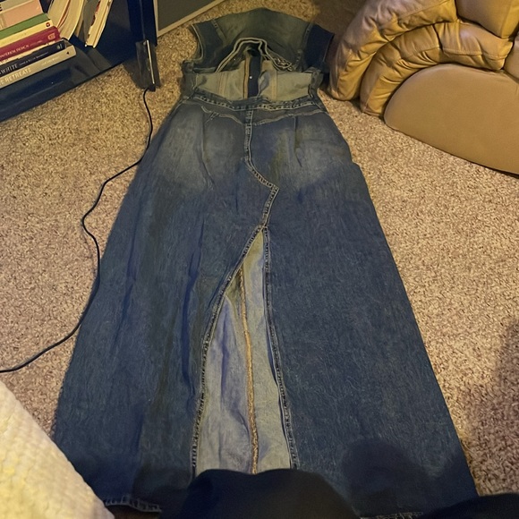 Zara denim cut out back sleeveless maxi dress with four at back - Picture 3 of 12